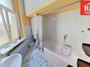 Prodej bytu 4+1, Mariánské Lázně, Hlavní třída, 106 m2