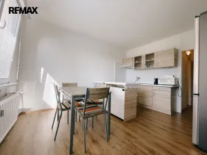 Pronájem bytu 1+1, Písek - Budějovické Předměstí, třída Přátelství, 40 m2