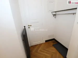 Pronájem bytu 1+1, Praha - Nové Město, Hálkova, 32 m2