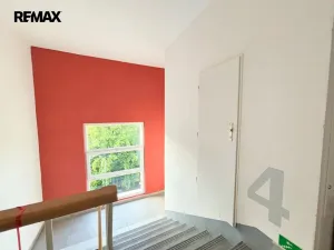 Prodej bytu 2+1, Praha - Malešice, Káranská, 54 m2