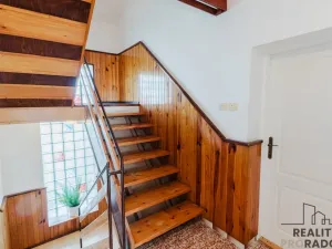 Prodej rodinného domu, Katov, 200 m2