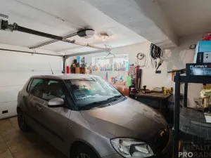 Prodej rodinného domu, Katov, 200 m2