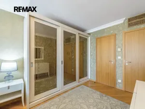 Prodej bytu 4+kk, Praha - Žižkov, Ke kapslovně, 133 m2