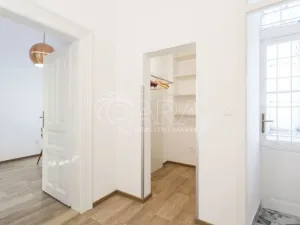 Pronájem bytu 2+kk, Praha - Nové Město, Na Poříčí, 40 m2
