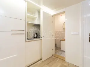 Pronájem bytu 2+kk, Praha - Nové Město, Na Poříčí, 40 m2