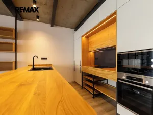 Prodej bytu 4+kk, Praha - Vysočany, Moravcových, 112 m2