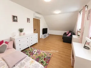 Prodej rodinného domu, Výrovice, 235 m2