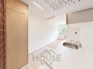 Prodej bytu 1+kk, Praha - Letňany, Ostravská, 35 m2