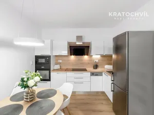 Prodej bytu 2+kk, Vestec, U Strouhy, 41 m2