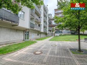 Pronájem bytu 2+kk, Praha, Názovská, 50 m2