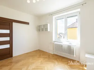 Pronájem bytu 2+1, Praha - Záběhlice, Jabloňová, 51 m2