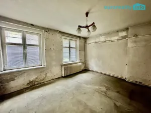 Prodej bytu 2+1, Nejdek, náměstí Karla IV., 70 m2