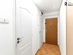 Prodej bytu 3+1, Benešov, Bezručova, 57 m2
