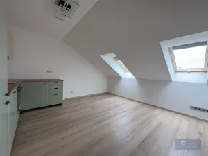 Pronájem bytu 2+kk, Praha - Libeň, Kotlaska, 45 m2