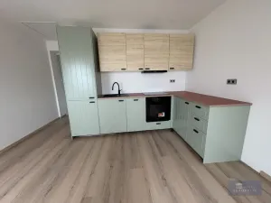 Pronájem bytu 2+kk, Praha - Libeň, Kotlaska, 45 m2