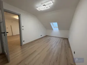 Pronájem bytu 2+kk, Praha - Libeň, Kotlaska, 52 m2