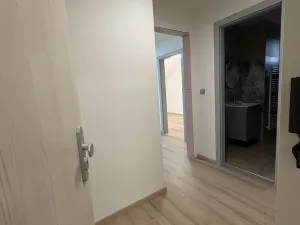 Pronájem bytu 2+kk, Praha - Libeň, Kotlaska, 43 m2