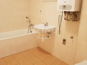 Pronájem bytu 2+kk, Opava, Tyršova, 61 m2