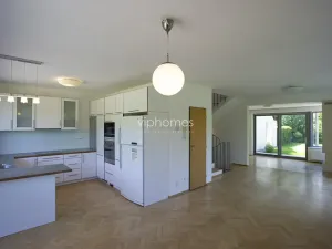 Pronájem vily, Praha - Nebušice, 230 m2