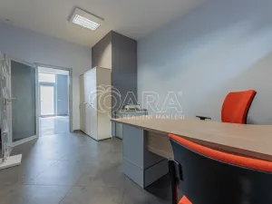 Pronájem kanceláře, Jesenice, Nákupní, 77 m2