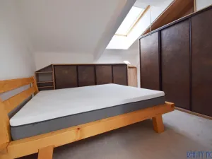 Pronájem bytu 2+kk, Praha - Lochkov, U sladovny, 63 m2