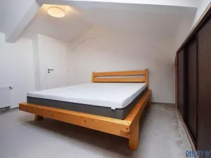 Pronájem bytu 2+kk, Praha - Lochkov, U sladovny, 63 m2