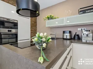 Prodej bytu 2+kk, Ostrava, Vrázova, 79 m2