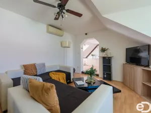 Prodej rodinného domu, Sezemice - Veská, 163 m2