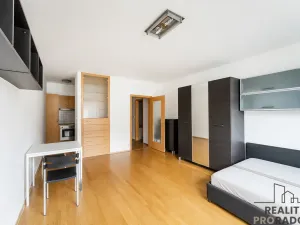 Prodej bytu 1+kk, Praha, Kališnická, 34 m2
