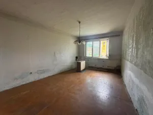 Prodej zemědělské usedlosti, Hulín - Chrášťany, 370 m2