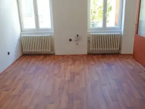 Pronájem bytu 1+kk, Praha - Smíchov, Plzeňská, 35 m2