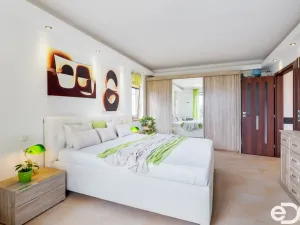 Prodej rodinného domu, Květov, 410 m2