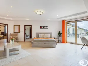 Prodej rodinného domu, Květov, 410 m2