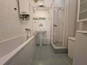 Pronájem bytu 3+1, Hradec Králové, Labská kotlina, 81 m2
