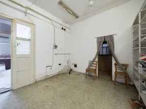 Prodej obchodního prostoru, Kroměříž - Těšnovice, 214 m2