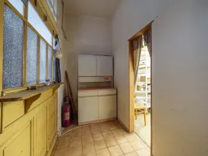 Prodej obchodního prostoru, Kroměříž - Těšnovice, 214 m2
