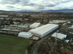Pronájem skladu, Bílina, Radovesická, 13211 m2