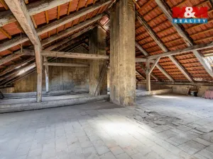 Prodej půdního prostoru, Praha, Husitská, 126 m2