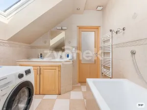 Prodej rodinného domu, Zlín, Lešenská, 284 m2