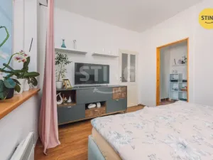 Prodej rodinného domu, Staré Jesenčany, 150 m2