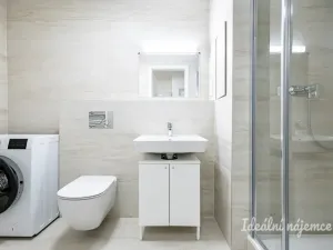 Pronájem bytu 2+kk, Praha - Hloubětín, Waltariho, 52 m2