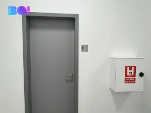 Pronájem kanceláře, Praha, U vinných sklepů, 37 m2