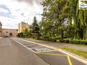 Prodej bytu 1+kk, Cheb, Dukelská, 44 m2
