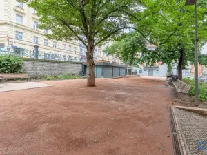 Pronájem bytu 1+1, Praha - Žižkov, Husitská, 28 m2