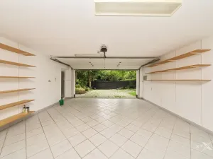 Pronájem rodinného domu, Dolní Břežany, V Úvozu, 420 m2