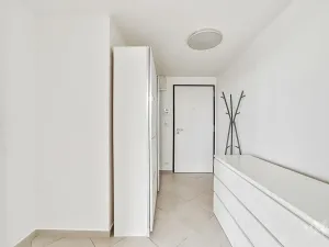 Pronájem bytu 2+kk, Praha - Holešovice, Jankovcova, 56 m2