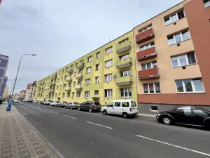 Pronájem bytu 2+1, Teplice - Trnovany, Štúrova, 53 m2