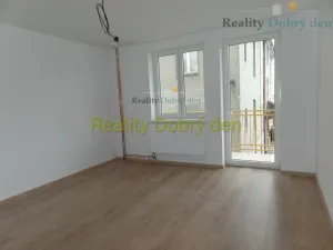 Pronájem bytu 2+1, Opava, Nákladní, 61 m2