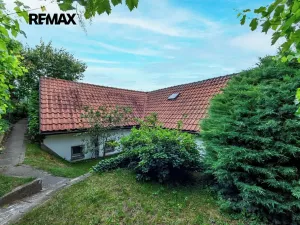 Prodej rodinného domu, Praha - Lipence, V roklích, 160 m2