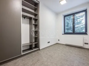 Pronájem bytu 4+kk, Praha - Strašnice, Květnická, 79 m2